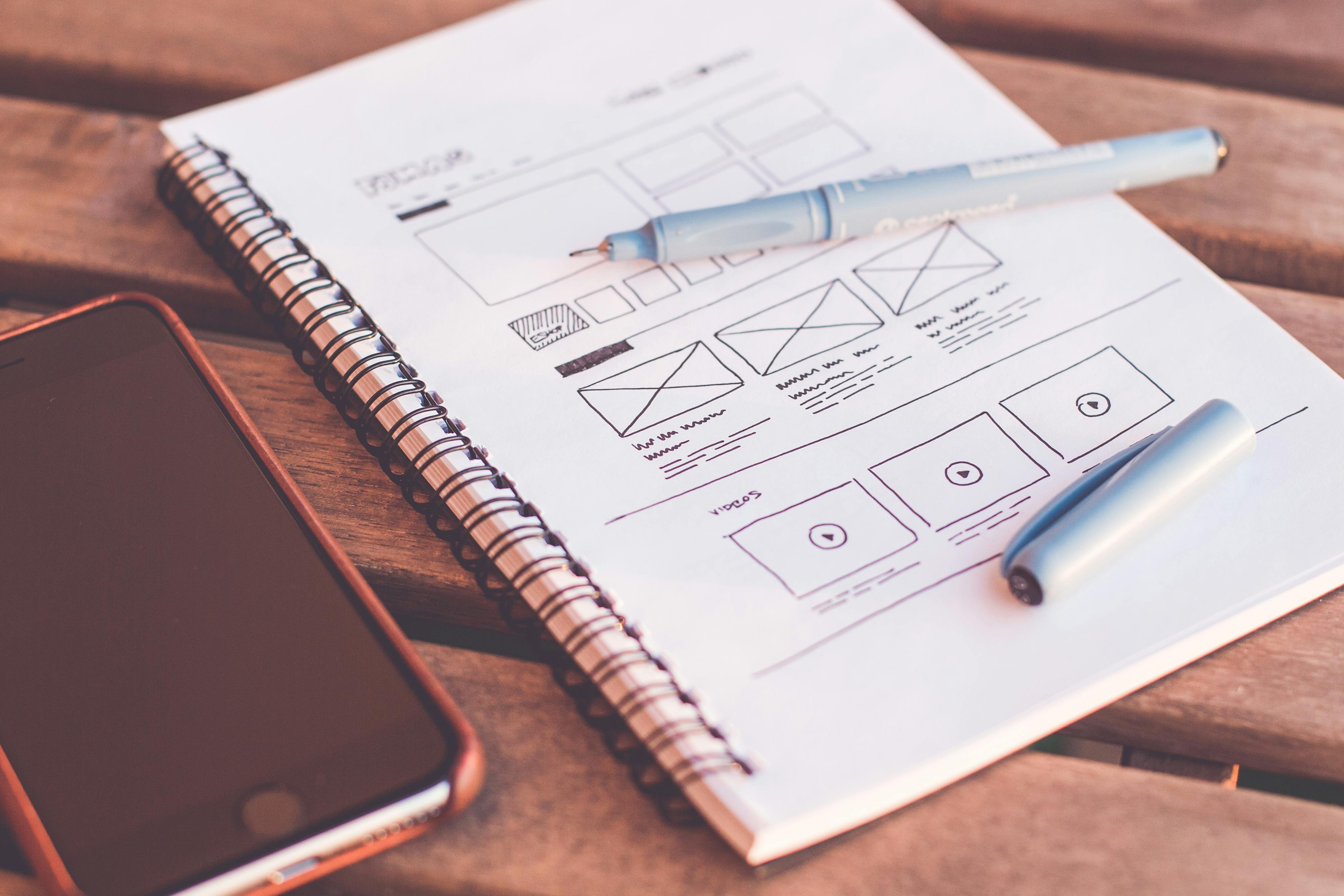 Modernes Webdesign auf Laptop Bildschirm